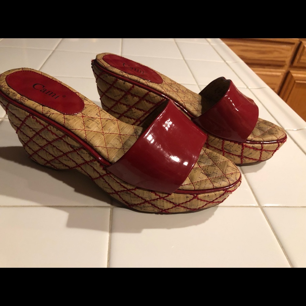 Slip on red pepper wedges